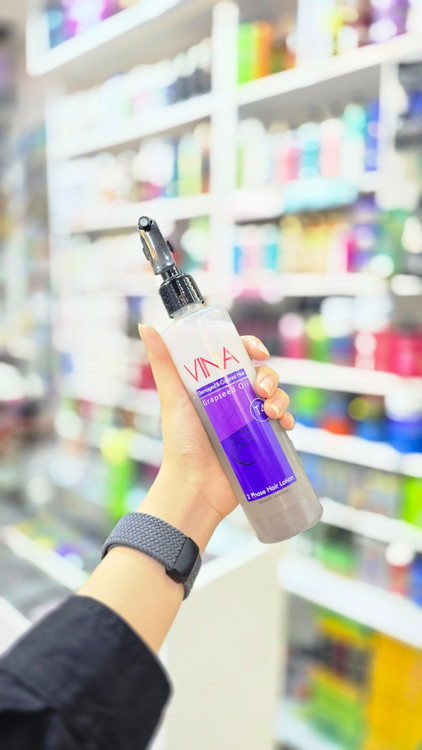 اسپری دو فاز وینا Grape Seed هسته انگور، محافظ و براقکننده مو – shine & protection