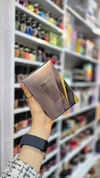 عطر مردانه رومئو کلاسیک fresh woody perfume