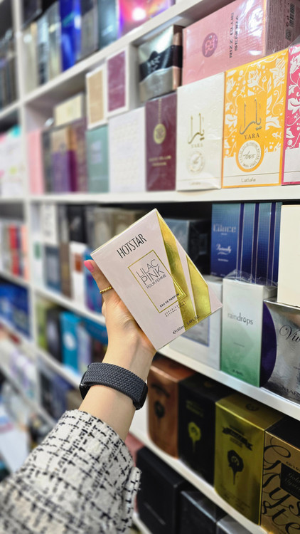 عطر زنانه لالیک پینک شیرین floral perfume