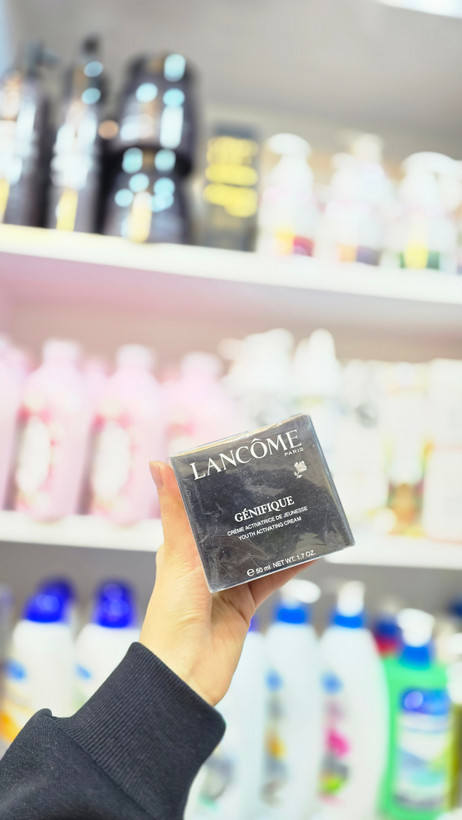 خرید کرم ضد پیری و چروک Lancôme Génifique | Anti-aging & anti-wrinkle cream