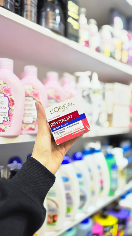 خرید کرم شب آبرسان لورآل با رتینول و فیبر | Night cream ضد چروک و مرطوبکننده