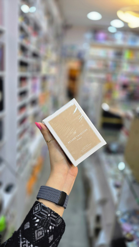 عطر زنانه II با رایحه شیرین و گرم مناسب مهمانی و استایل جذاب