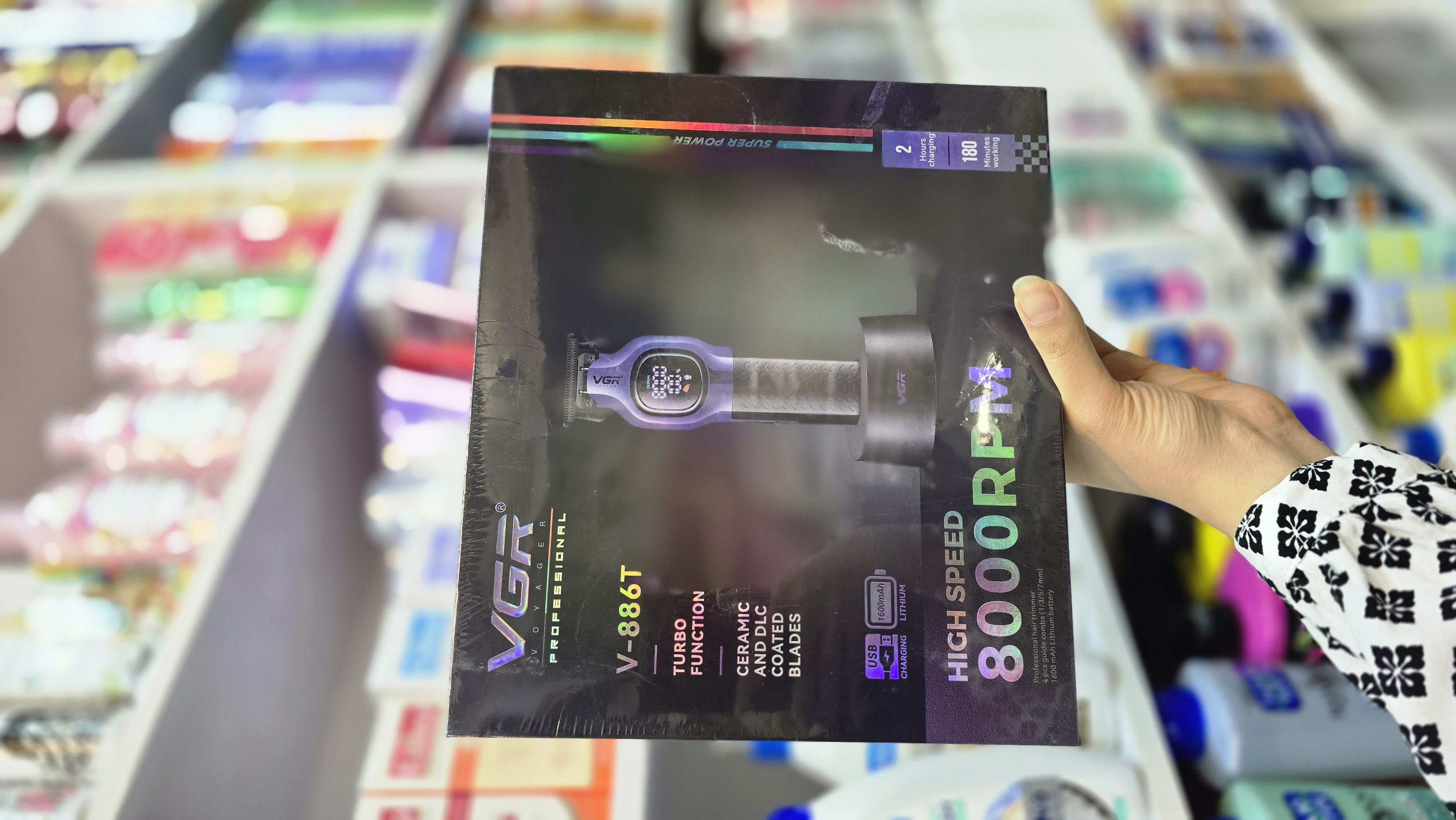 ریش تراش VGR V-886T چندکاره شارژی مناسب اصلاح صورت و بدن