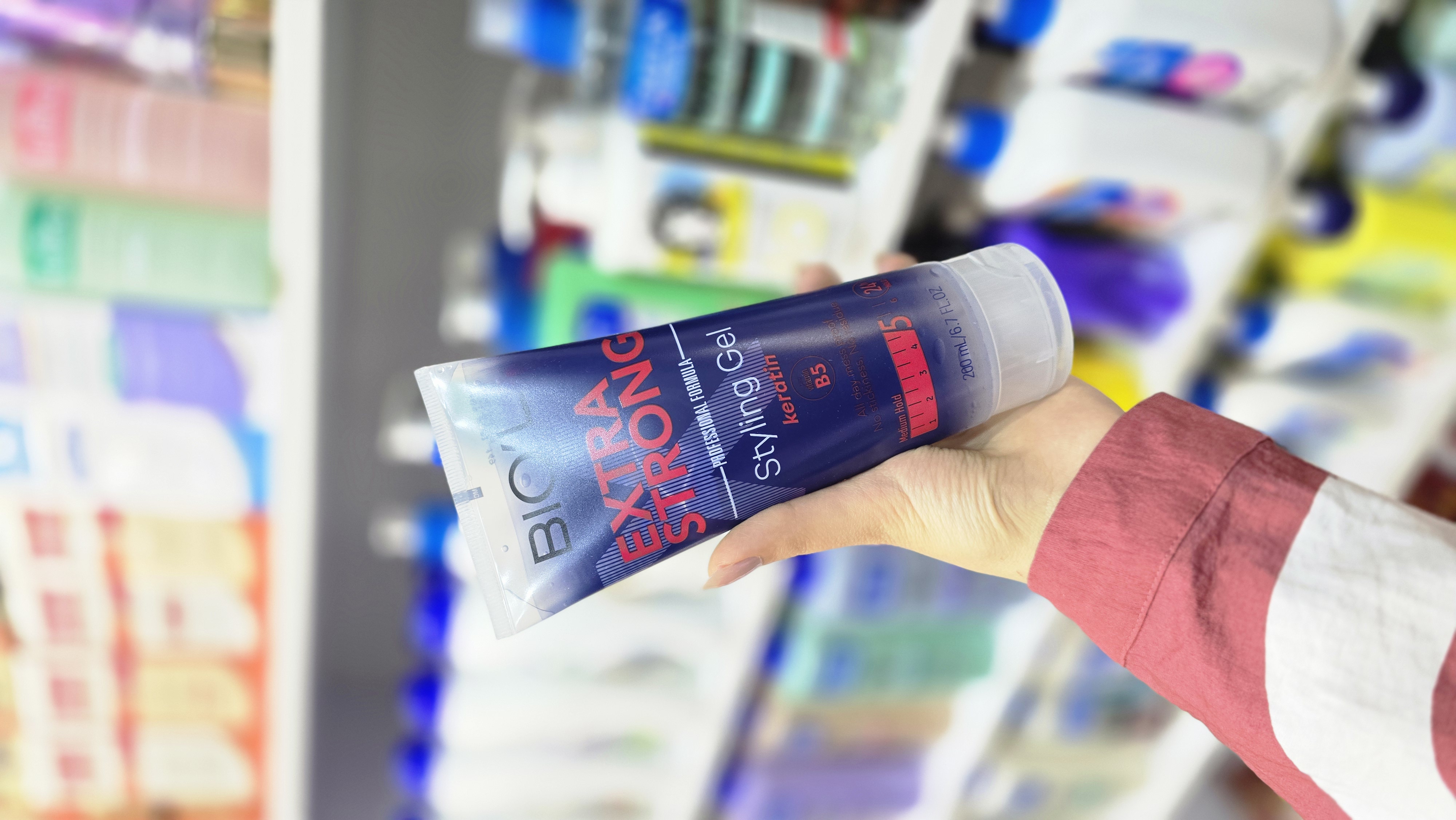 ژل مو بیول تیوپی 200 میل اکسترا استرانگ Biol Extra Strong Hair Gel با کراتین و ویتامین B5 ماندگاری 24 ساعته