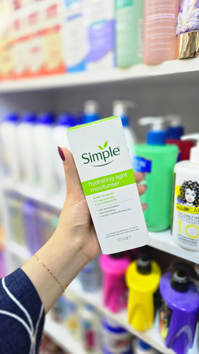 کرم سیمپل، simple moisturizer 125ml، آبرسان پوست، کرم مرطوب کننده سبک مدل لایت