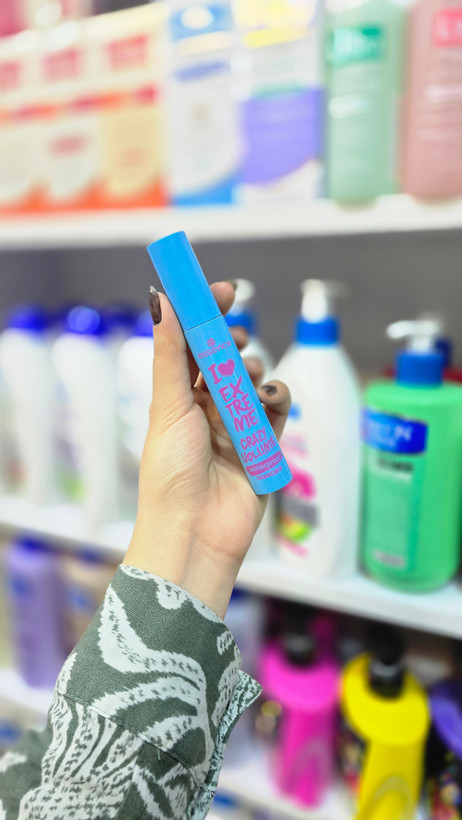 قیمت ریمل ضد آب Essence مدل آبی روشن