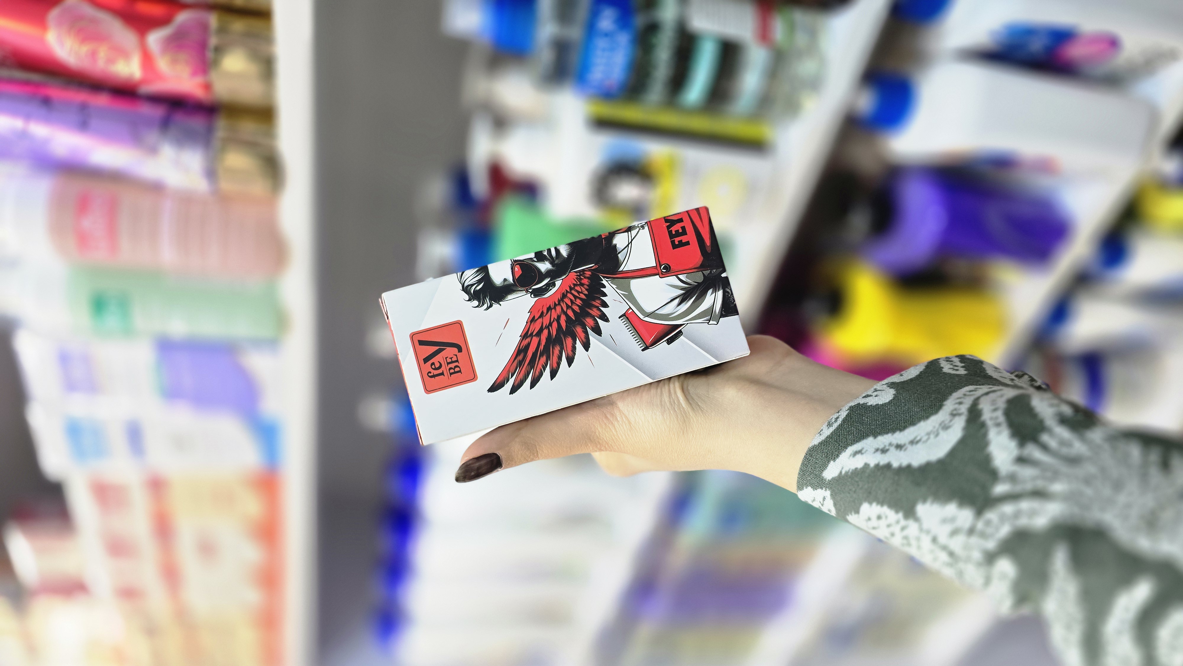 خرید بهترین دستگاه پودرپاش فی بی برای پرپشت کردن مو و پوشش کمپشتی