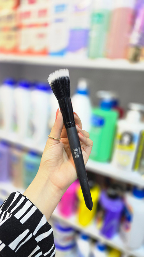 براش چندکاره پودر و کرم پودر میکاپ فکتوری Multitalent | خرید براش آرایشی حرفهای Make Up Factory با الیاف ترکیبی