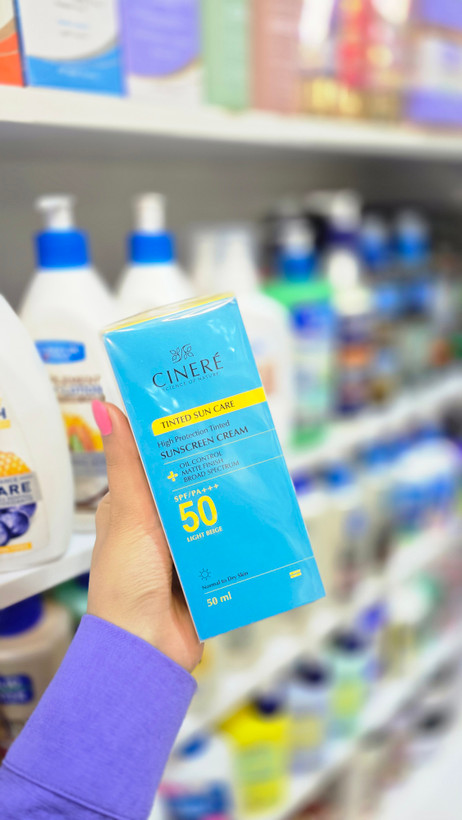 خرید کرم ضد آفتاب رنگی سینره SPF 50 مدل Tinted Sun Care رنگ لایت بژ برای پوست نرمال تا خشک