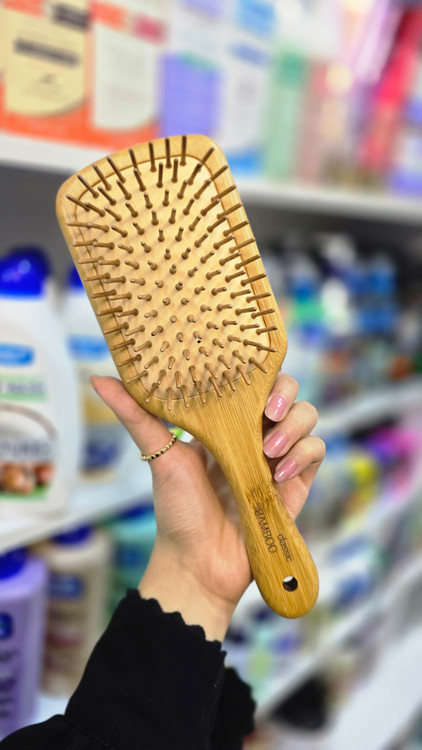 برس چوبی مستطیلی رویال استار با دندانههای چوبی برای شانهکردن ملایم | Royal Star Wooden Rectangle Hair Brush با طراحی چوبی و ضد وز