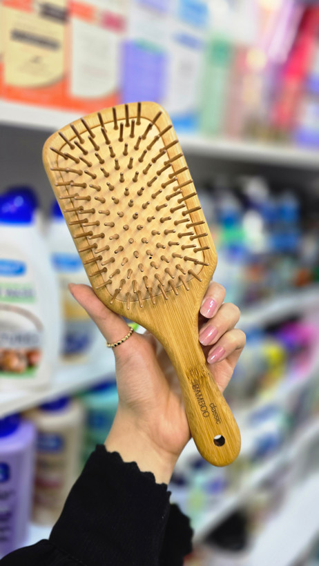 برس چوبی مستطیلی رویال استار با دندانههای چوبی برای شانهکردن ملایم | Royal Star Wooden Rectangle Hair Brush با طراحی چوبی و ضد وز
