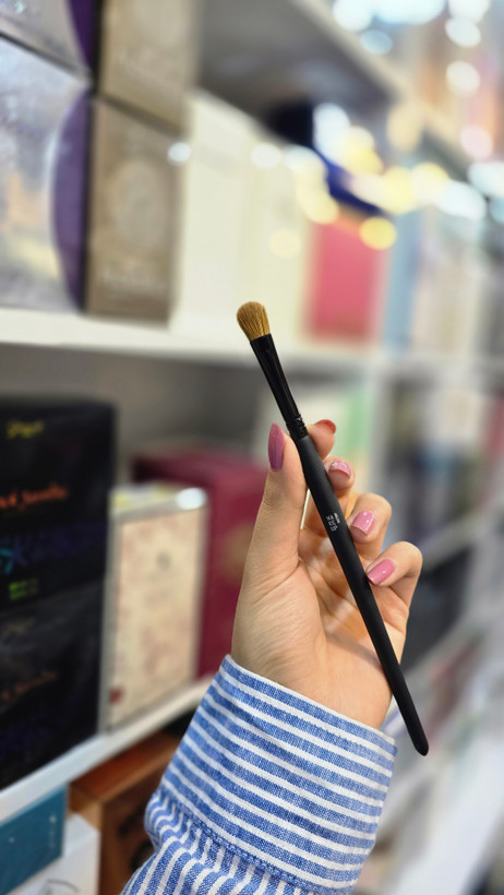قلمو میکاپ فکتوری شماره 26950 اصل براش تخت سایه چشم Make Up Factory 26950