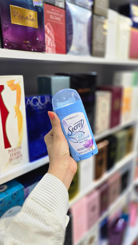 مام صابونی Secret مدل Sheer Clean، بهترین انتخاب برای جلوگیری از تعریق بدون ایجاد لک روی لباس