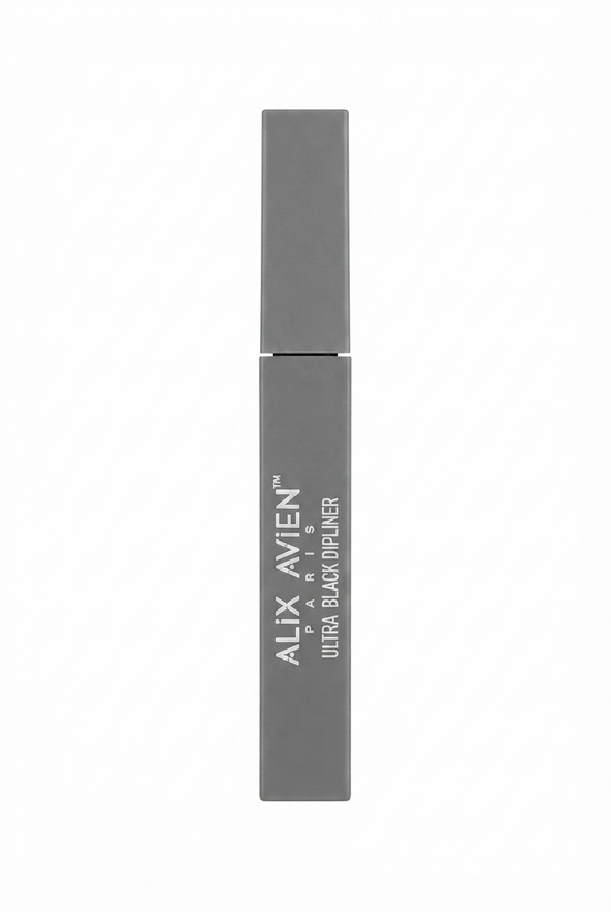 خط چشم اسک ultra black مشکی پررنگ، SK eyeliner با بافت روان و طراحی دقیق برای آرایش چشم